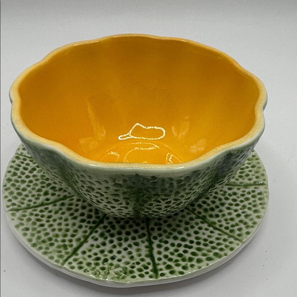 Vintage Cantalope bowl and saucer